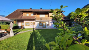 Ferienwohnung in Hermagor Pressegger See mit eigenem Garten und Carport